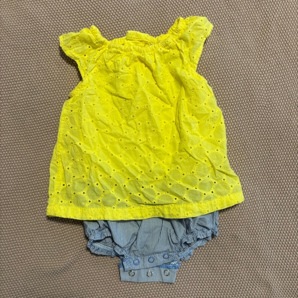 Carter's Yellow‎ Casual Dress with Ruffled Sleeves